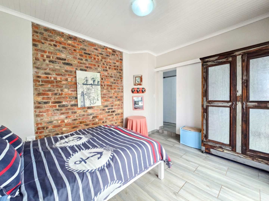 4 Bedroom Property for Sale in Jongensfontein Western Cape